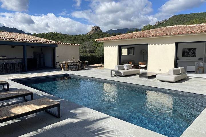 Villa für 8 Personen, mit Terrasse und Garten, mit Haustier