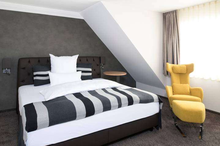 Ferienwohnung für 4 Personen, mit Sauna in Rüsselsheim