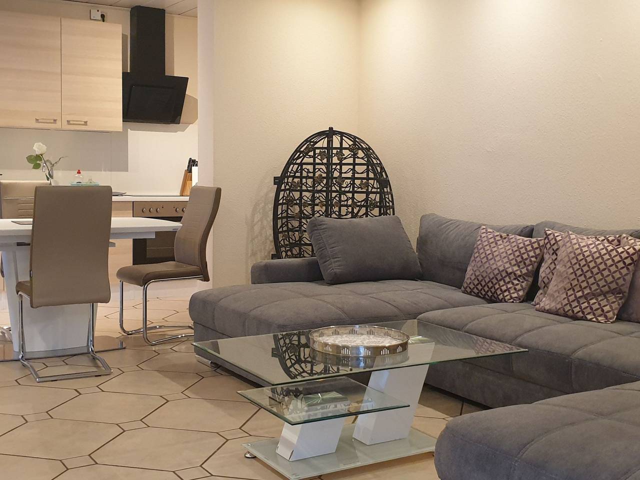 Apartamento entero, Wohnung mit Gartenzugang und Blick in Nüdlingen, Rhön-Bayern