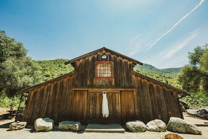 Barn for 2 people, with yard in Sequoia National Park