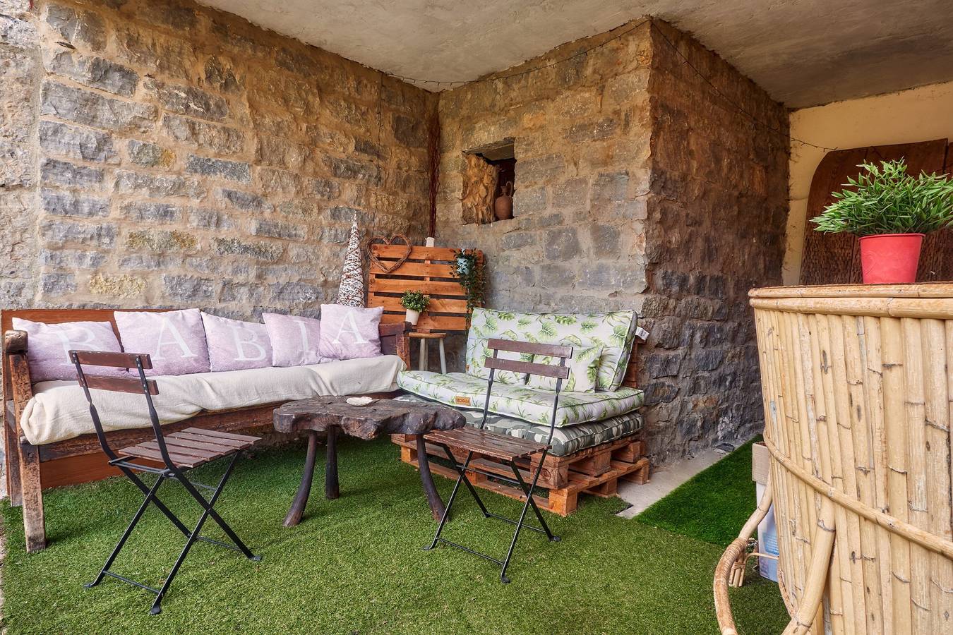 Casa rural Mirador de Babia I : escapade authentique pour 5 à Riolago in San Emiliano, Chaîne Cantabrique