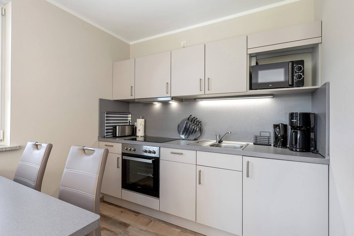 Ganze Wohnung, Ferienwohnung 4" mit Gemeinschaftsgarten und Wi-Fi in Joachimsthal, Werbellinsee