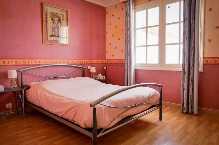 Location de vacances pour 12 personnes, avec jardin à Le Perrier - 2