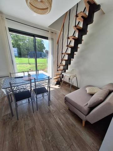 Gîte pour 5 personnes, avec vue et terrasse, animaux acceptés dans Vieux-Manoir