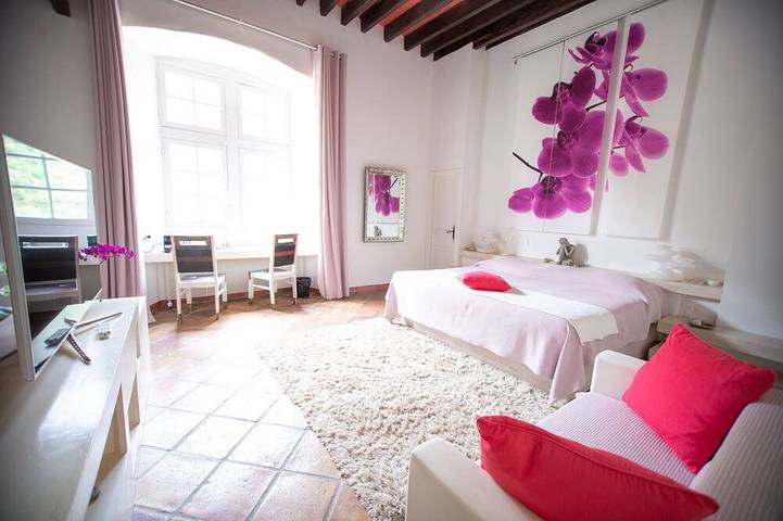 Château pour 32 personnes, avec piscine et jardin dans l' Hérault - 3