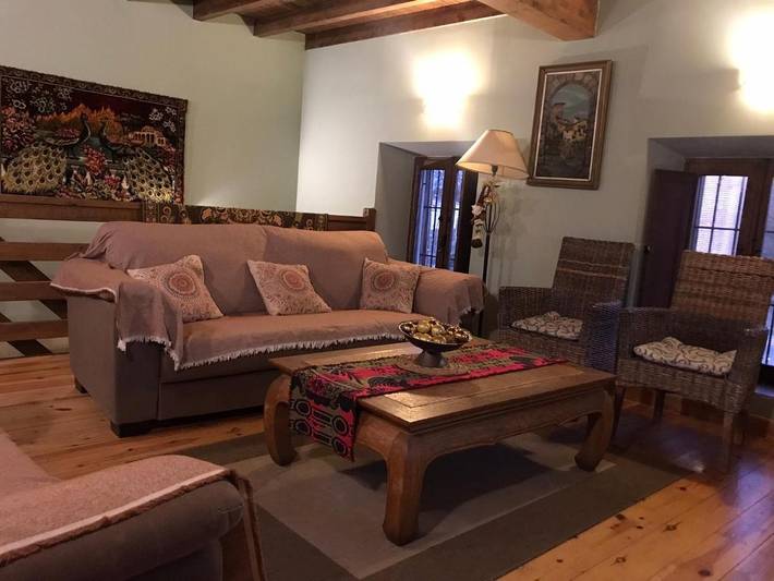 Casa rural para 12 personas, con piscina además de jardín y vistas, Se admiten mascotas en La Moraña - 3