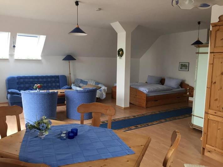 Ferienwohnung für 3 Personen, mit Balkon und Terrasse sowie Garten und Ausblick in Satow - 3