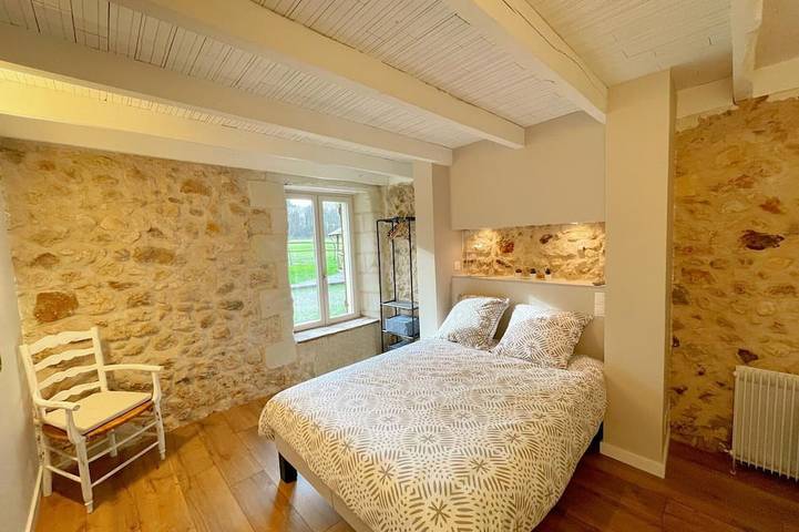 Gîte de charme avec piscine chauffée, salle de jeux, et salle de fitness proche du lac de Rillé in Rillé, Région de Tours