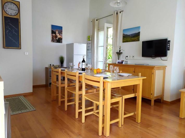 Location de vacances pour 6 personnes, avec balcon à Coursegoules - 3