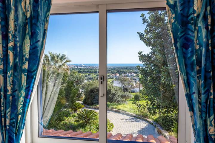 Location de vacances pour 6 personnes, avec jardin, adapté aux familles dans Boliqueime - 4