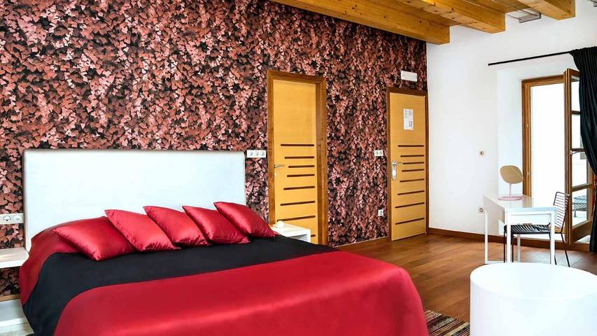 Villa pour 8 personnes, avec sauna et jardin ainsi que piscine et jacuzzi à Céline - 2