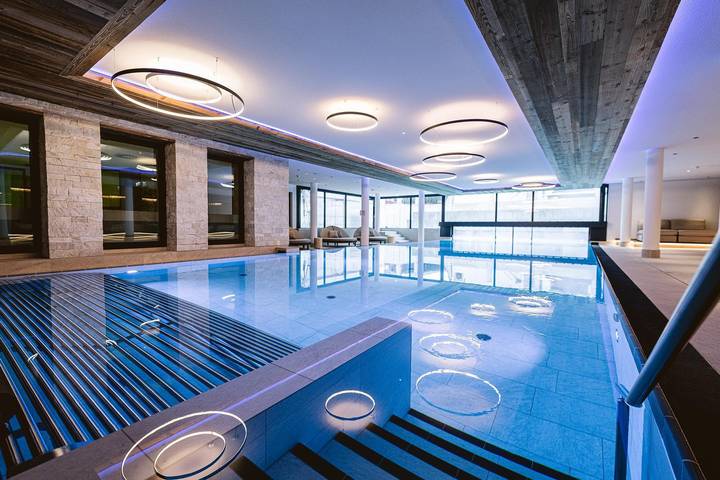 Hotel für 4 Personen, mit Garten und Whirlpool sowie Sauna, kinderfreundlich in Altenmarkt im Pongau