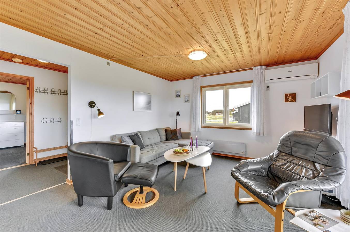 Amazing home in Hvide Sande w/ Wifi and 3 Bedrooms in Nørre Lyngvig, Hvide Sande