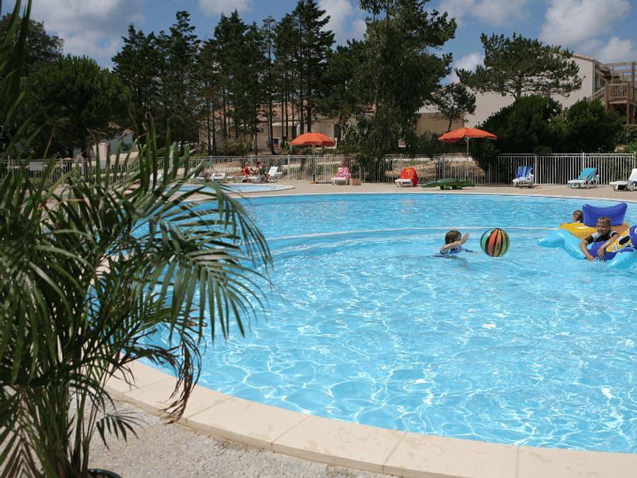 Résidence Les Sables Vignier  - Apartment 5 persons - 2 Rooms - Mezzanine in Saint-Georges-d'Oléron, Côte de Beauté