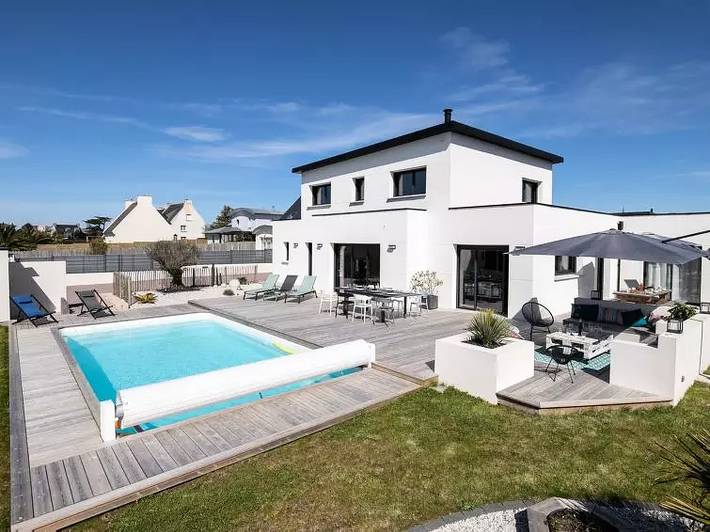 Villa pour 10 personnes, avec jardin et piscine