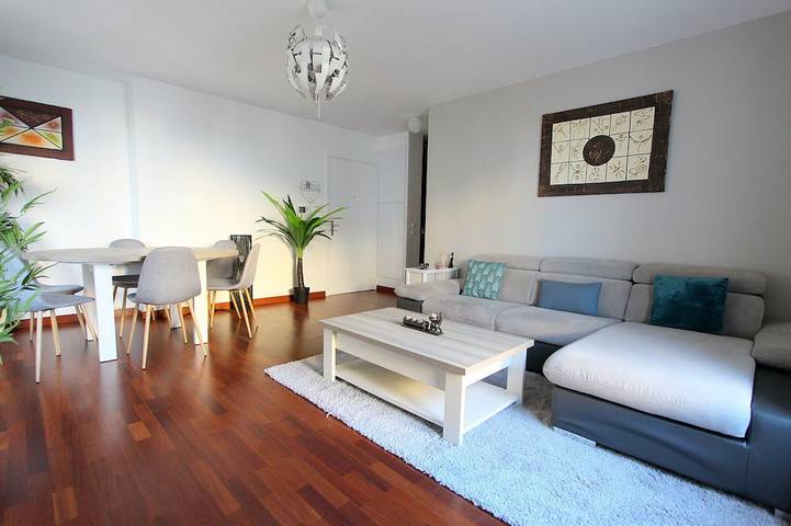 Gîte pour 6 personnes, avec balcon à Serris