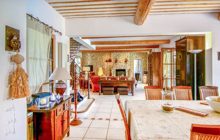 Location de vacances pour 10 personnes, avec jardin et terrasse ainsi que piscine et vue à Villars - 4