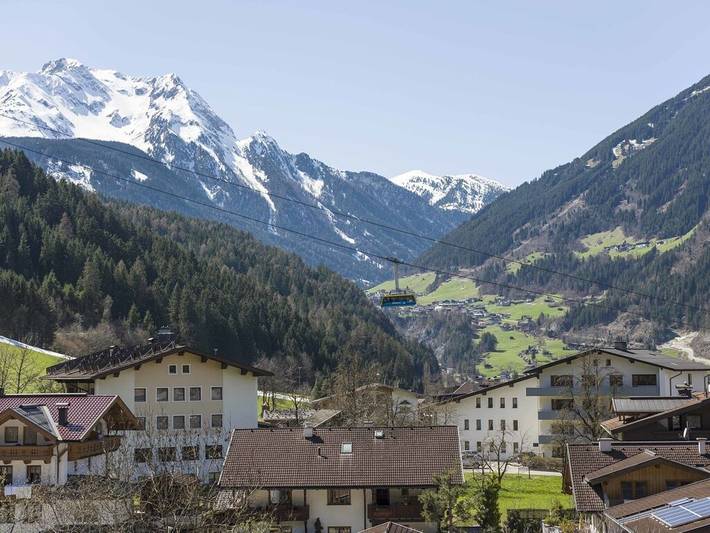 Ziller en la Casa Fernblick in Mayrhofen, Alpes de Zillertal
