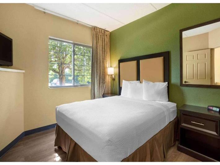 Apartamento entero, Suite acogedora con cama tamaño queen, cocina Nsmk | Estudio 6 Fishkill in Fishkill (Nueva York), Condado de Dutchess