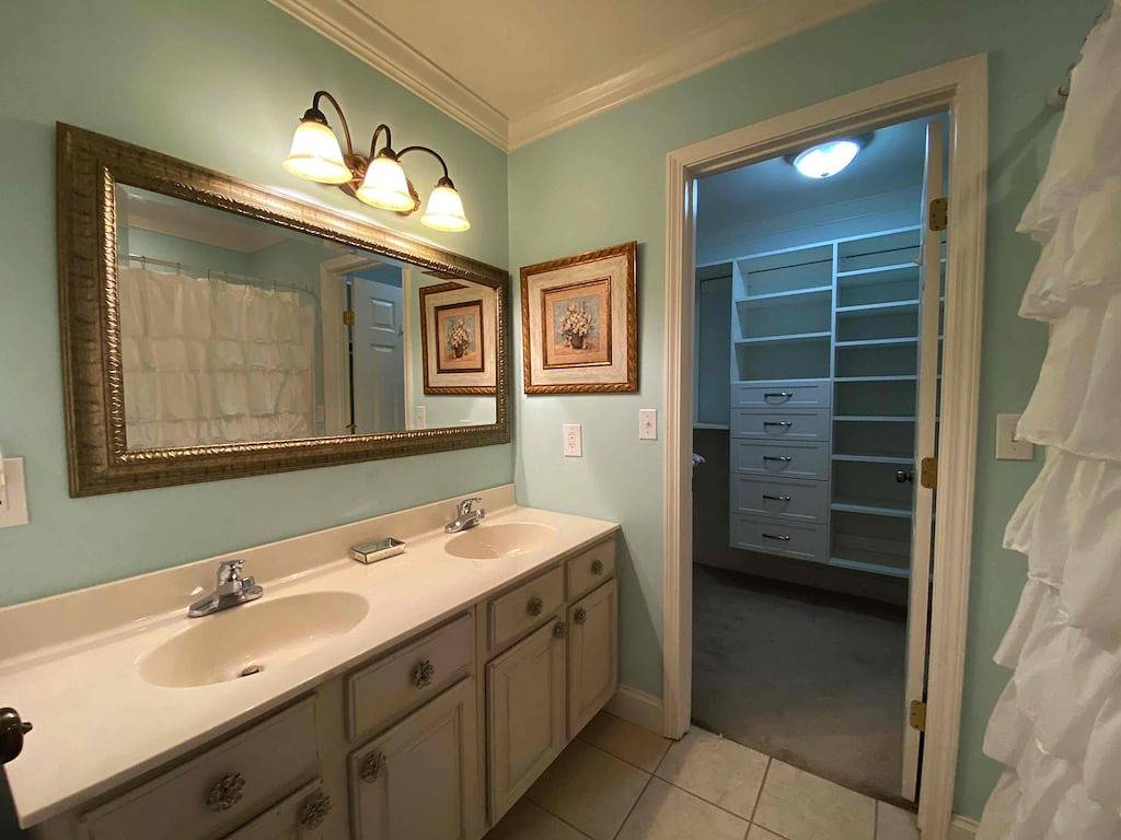 Douglas Lake Waterfront Estate in Douglas Lake