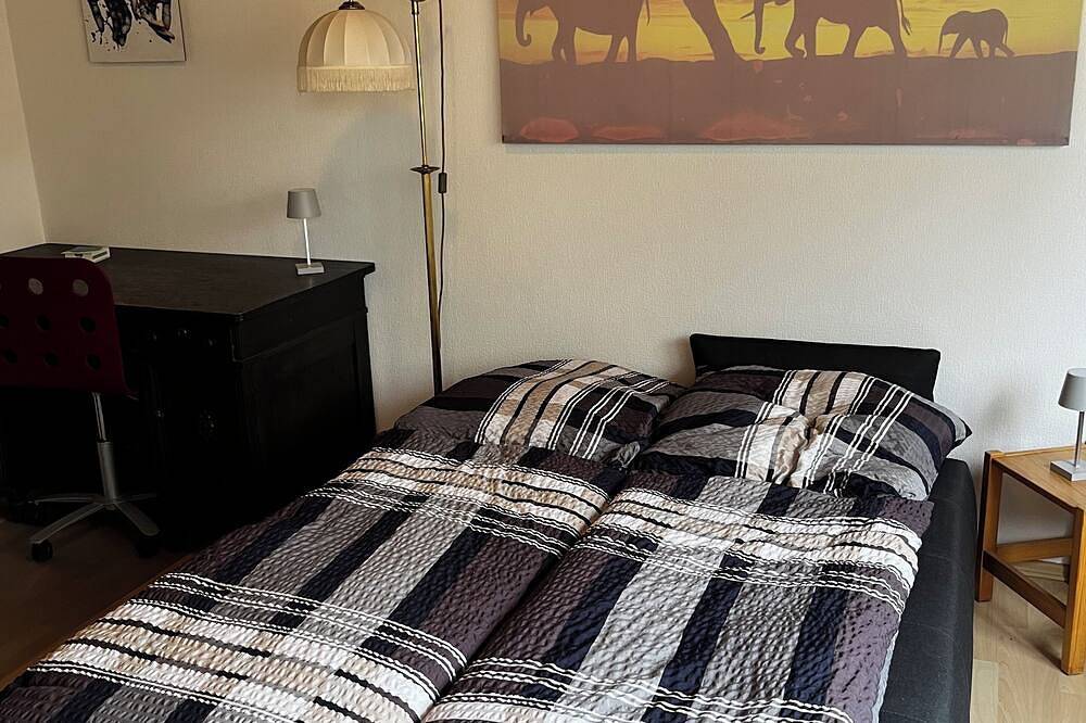 Ganze Wohnung, 3 ruhige Zimmer in hervorrangender Lage in Schlebusch in Leverkusen, Bergisches Land
