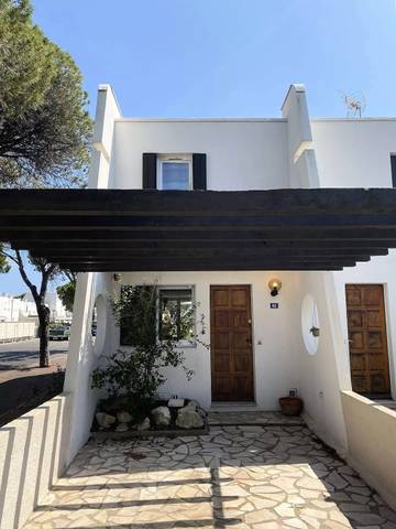 Villa pour 8 personnes, avec vue et terrasse en Camargue