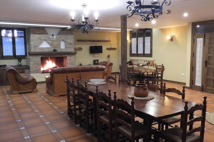 Homerez - Villa, Villafranca De Los Caballeros in Villacañas, Comarca de la Mancha