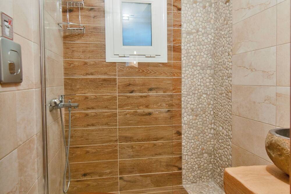 Kapitän Mikes Villa Ii: Traditionelle Villa - herrliche Aussicht in Syvota, Thesprotia und Umgebung