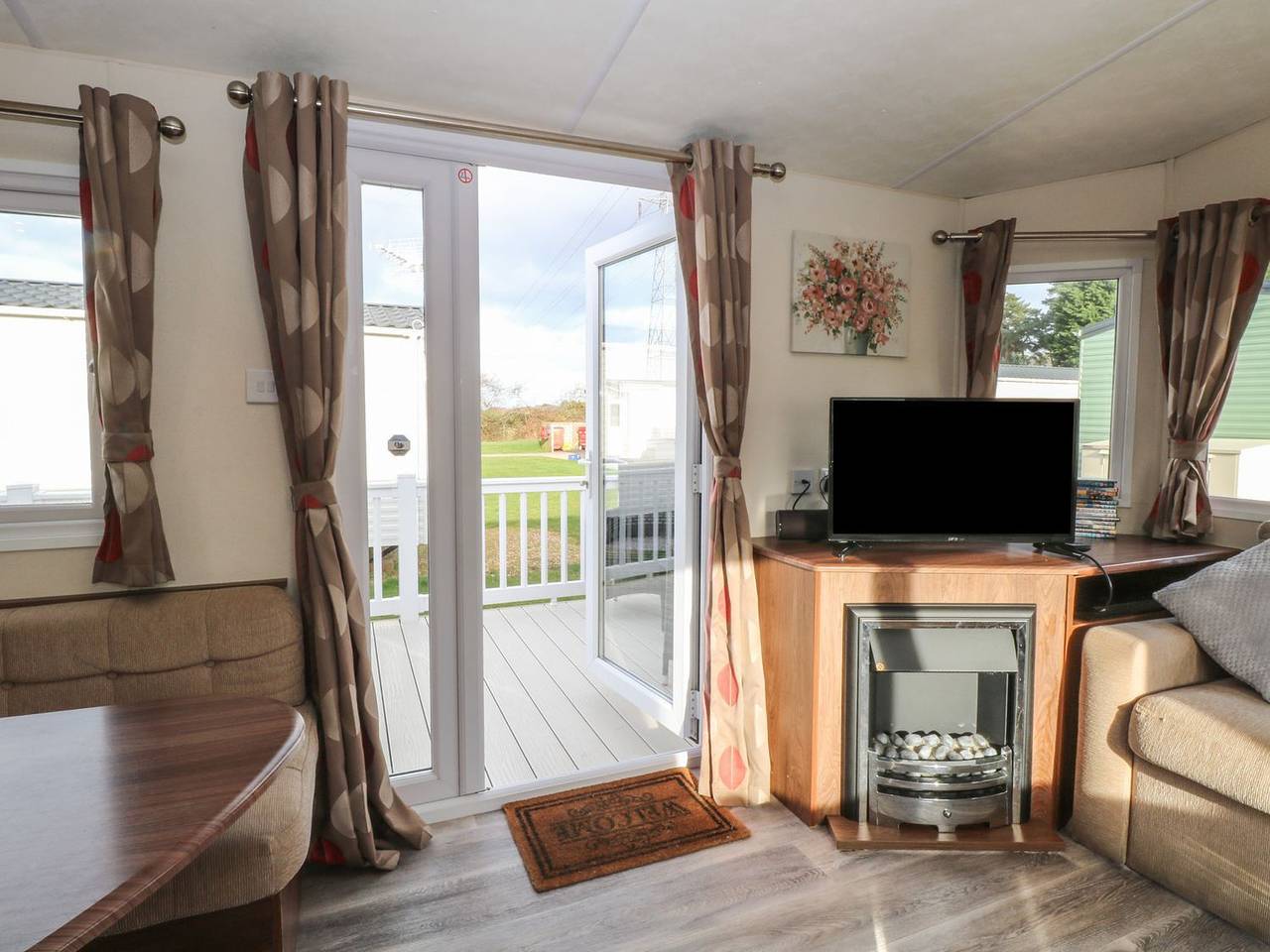 46 Foxburrow Hang in Fritton and Saint Olaves, Great Yarmouth