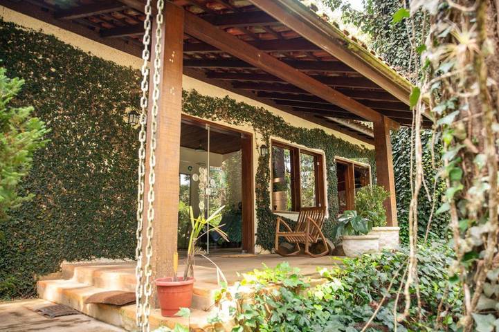 Casas e apartamentos de temporada para 2 pessoas, com sauna e jardim e ainda vista and piscina, com animais de estimação em Cunha