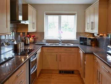 Holiday Rental for 6 People in Crantock, Cornwall, Photo 2