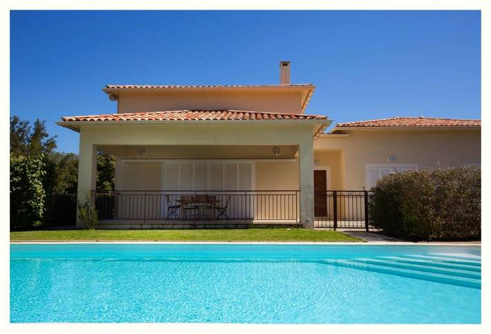 Location de vacances pour 6 personnes, avec piscine ainsi que jardin et jacuzzi à Cauro - 3