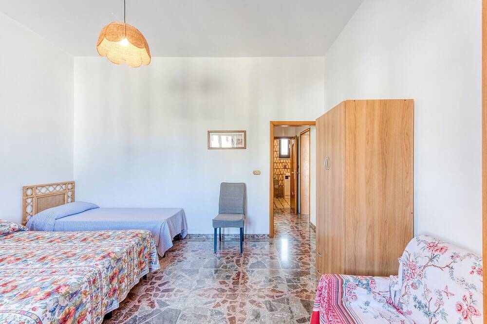 Apartamento entero, Apartamento 'Villetta Municipio - Salento' con Terraza Privada, Wi-Fi y Aire Acondicionado in Castrignano del Capo, Golfo de Tarento