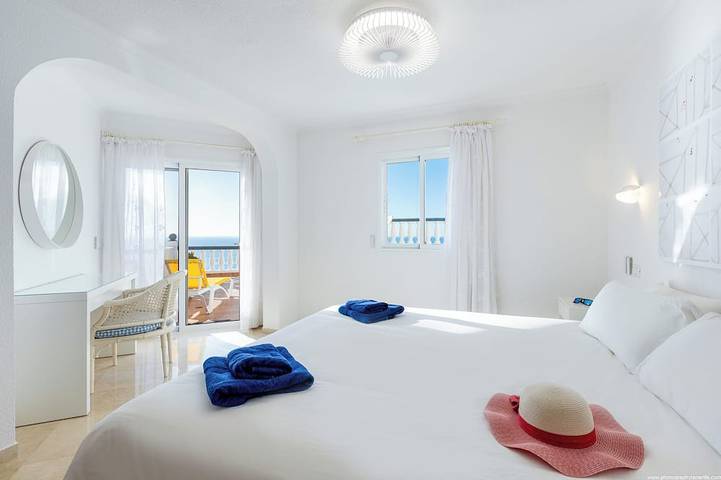 Best views of Tenerife - Villa La Gata de los Gigantes in Playa de los Guíos, Santiago del Teide