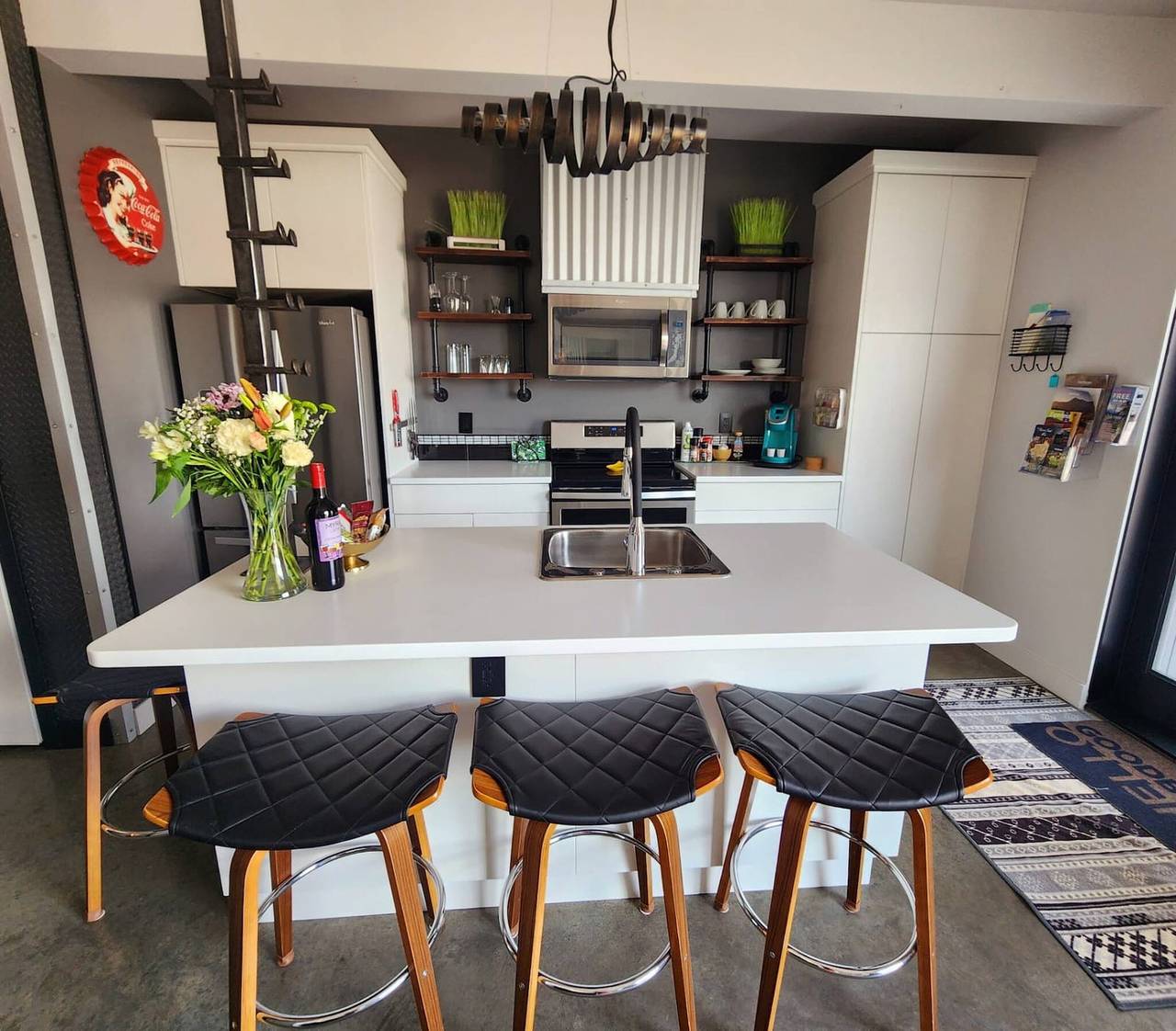 Vista exclusiva de la suite moderna in Kamloops, Thompson-Nicola Regional District