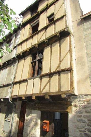 Gîte pour 4 personnes dans Office De Tourisme Du Pays D Entraygues Sur Truyere