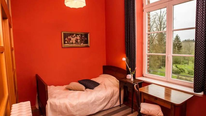 Ferienhaus für 24 Personen, mit Balkon und Terrasse sowie Garten und Sauna in Mecklenburgische Schweiz - 2