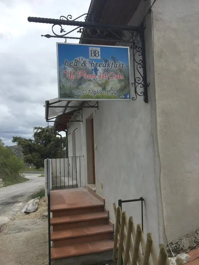 Alojamiento y desayuno para 3 personas, con vistas - 1