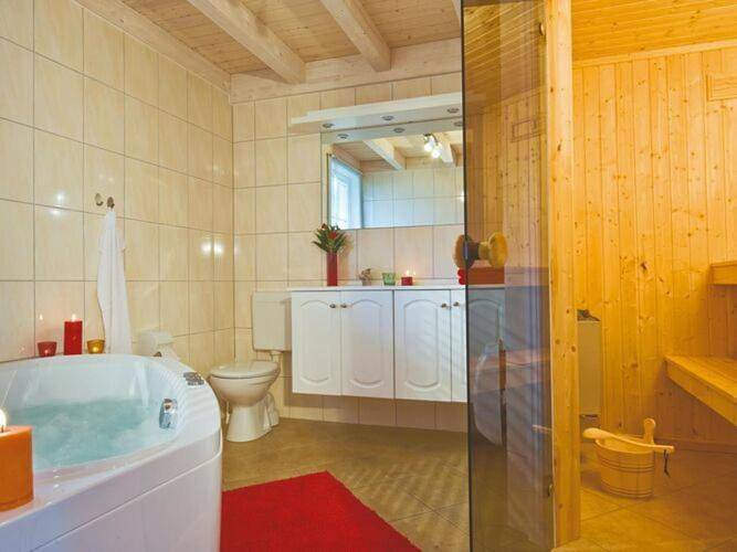 Seven-Bedroom Holiday Home in Bad Saarow, Dahme-Seengebiet