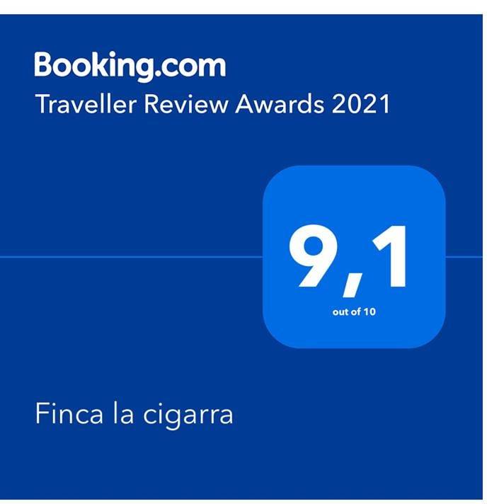 Casa rural para 8 personas, con piscina además de vistas y jardín, Se admiten mascotas en Almodóvar del Río - 2