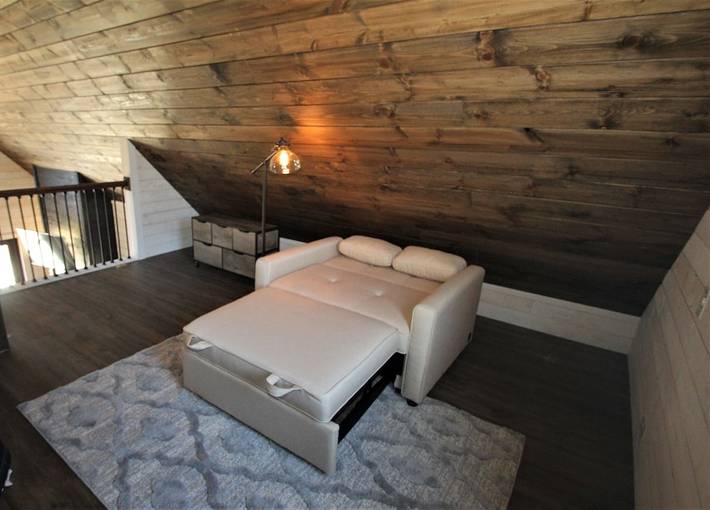 Glamping for 4 people, with hot tub and yard as well as terrace in Pennsylvania