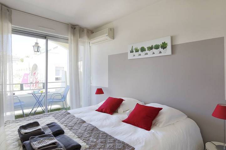 Gîte pour 8 personnes, avec balcon, animaux acceptés dans Palais des Papes - 2