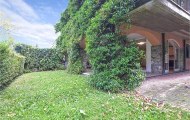 Ferienhaus für 11 Personen, mit Seeblick und Terrasse, mit Haustier am Lago Maggiore