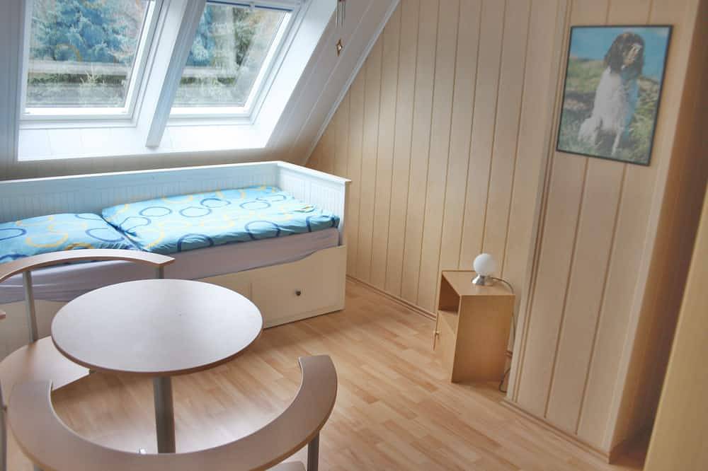 Ganze Wohnung, Urlaub in der Sächsischen Schweiz Garten Pool Kaminofen Sauna in Sebnitz, Elbsandsteingebirge