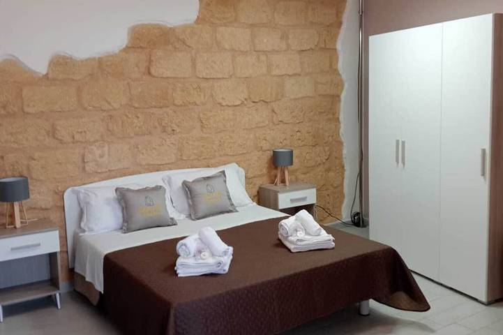 Appartamento intero, Chiaravalle Apartment - Locazione turistica vista mare nel centro di Agrigento in Agrigento, Provincia di Agrigento