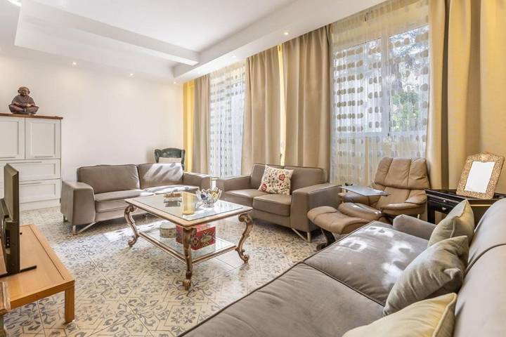 Maison d’hôte pour 2 personnes, avec terrasse ainsi que jardin et piscine à San Giljan - 4