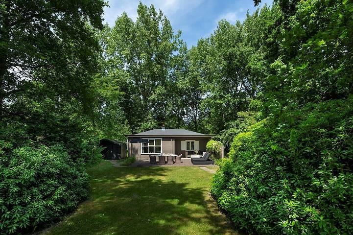 Ferienhaus für 4 Personen, mit Garten in Nieuw-Haamstede