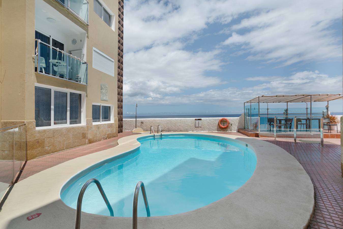 Ganze Wohnung, Urlaub 'Flipper 302' mit Meerblick, Gemeinschaftspool und Wi-Fi in San Agustin, San Bartolomé de Tirajana