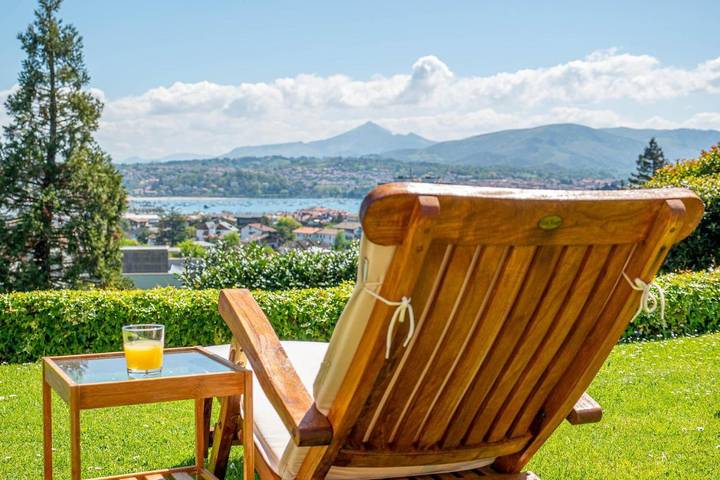 Chalet para 14 personas, con Terraza y Jardín además de Piscina y Vistas en Guipúzcoa - 4