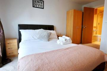 Glamping for 4 People in Manchester, Greater Manchester, Photo 2